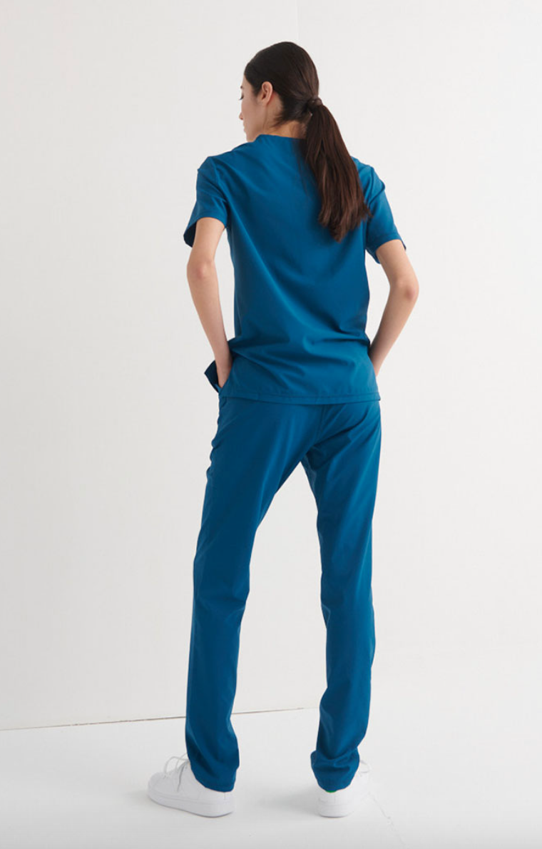 CASACA SANITARIA UNISEX CUELLO V REGULAR FIT - Imagen 5